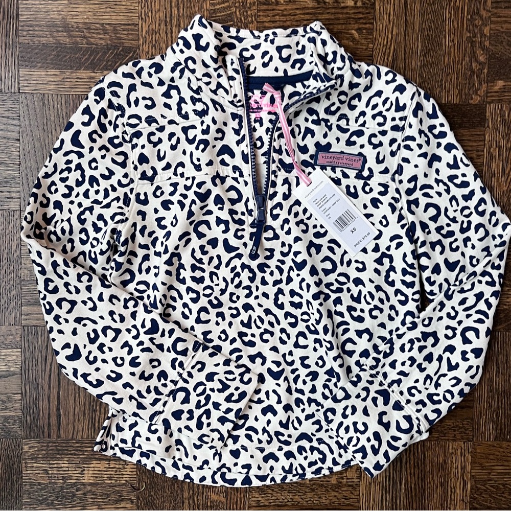 Vineyard Vines leopard print, quarters zip size XSM 5/6